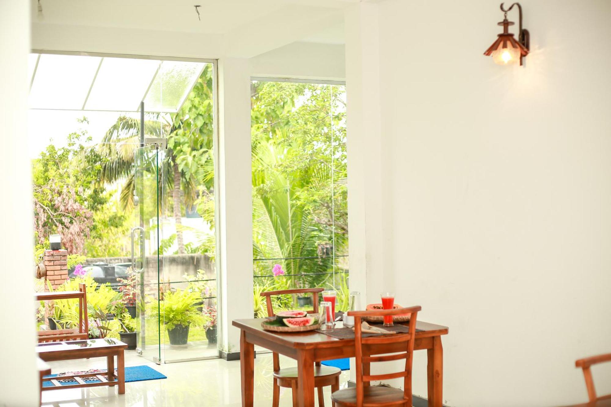 The Blue Haze Weligama Hotel ภายนอก รูปภาพ